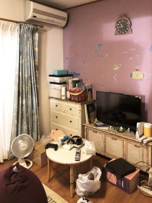 娘の部屋（アクセントクロス RE51560）
