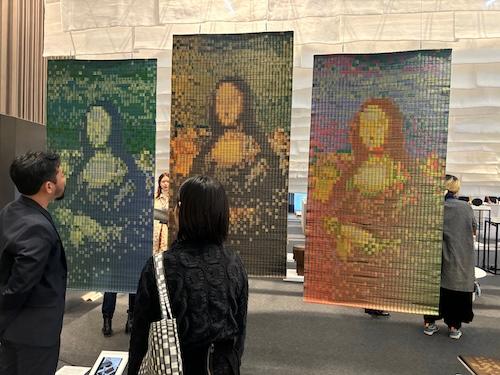 PIXEL WEAVE 大きな織り目と小さな織り目が交互に繰り返される、筑後地方の伝統的な掛川織の技法で、畳表をアートなインテリアに。