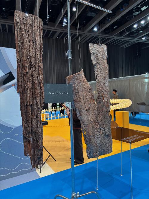 廃棄されていた樹皮を家具やプロダクトとして再利用を目指すVoidbark