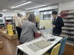 日本のインテリア市場を情報共有