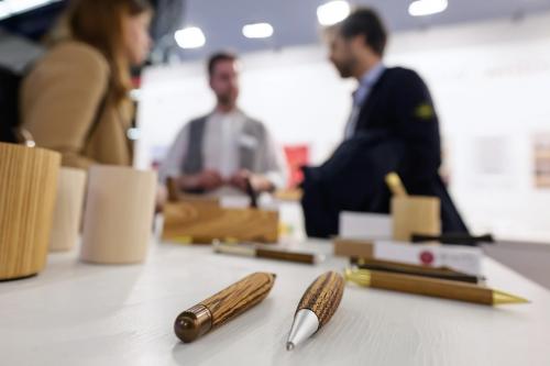 「ギビング」エリア