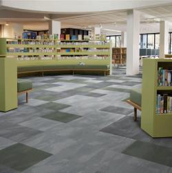 ロボフロアー／ラティチュード