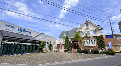 栃木県鹿沼市の IKホーム本社。<br>インテリアに注力し、新しいターゲット層にアプローチしている