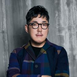 青木 昭夫 氏